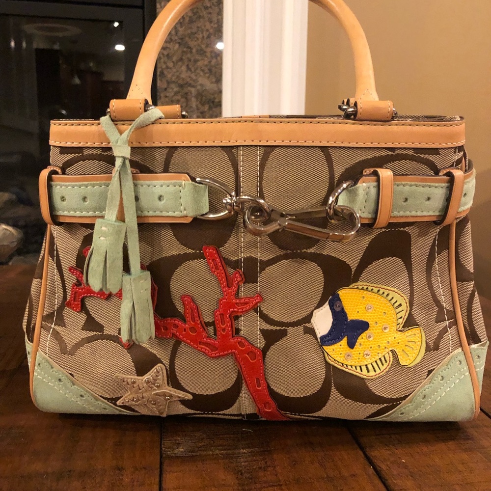 Hand bag